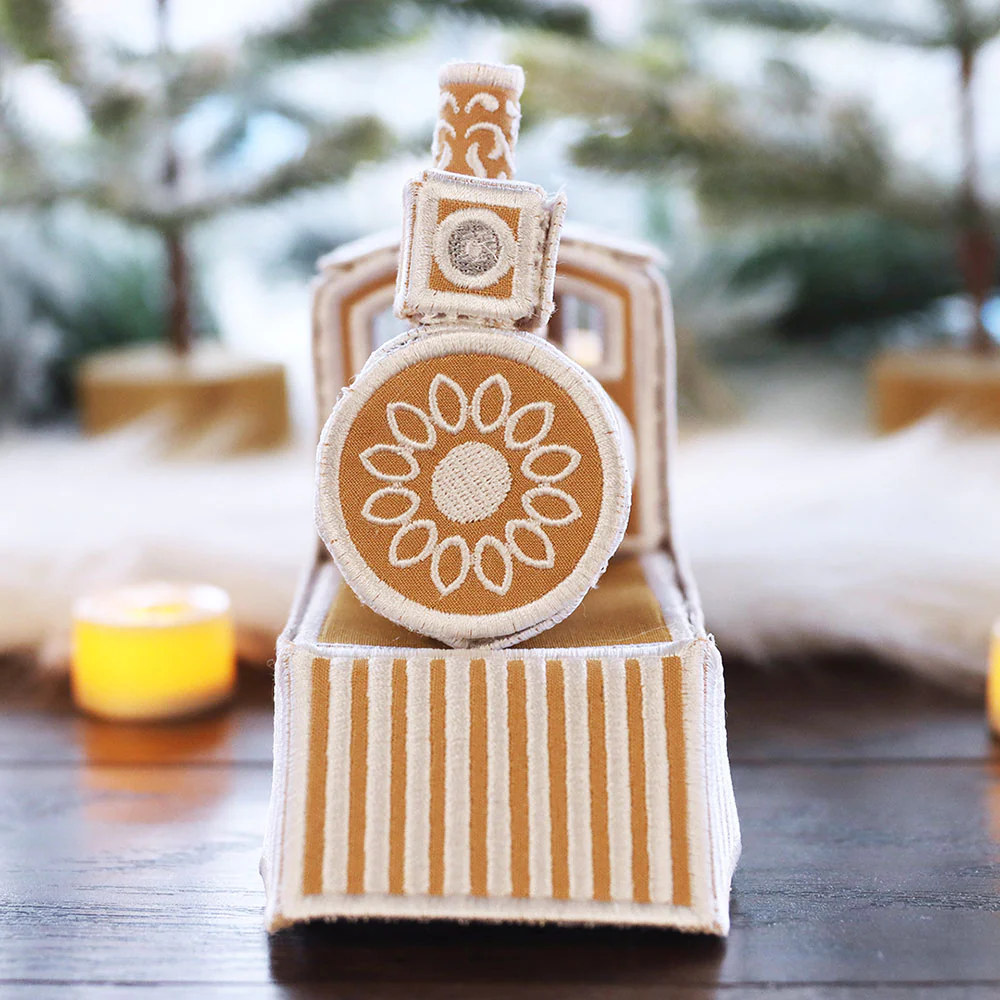 3D Christmas Gingerbread Train Engine (In-the-Hoop) - Image 8