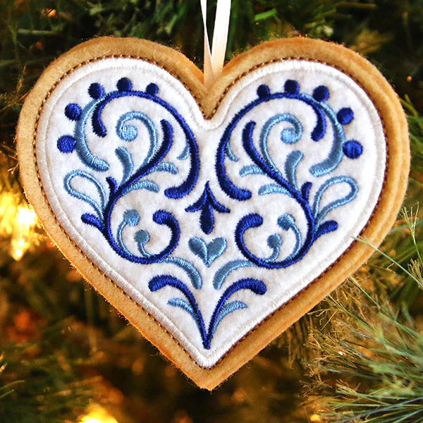 Delft Blue Christmas Cookie - Heart (In-the-Hoop) - Image 2