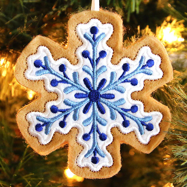 Delft Blue Christmas Cookie - Snowflake (In-the-Hoop) - Image 2