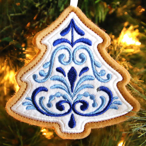 Delft Blue Christmas Cookie - Tree (In-the-Hoop) - Image 2