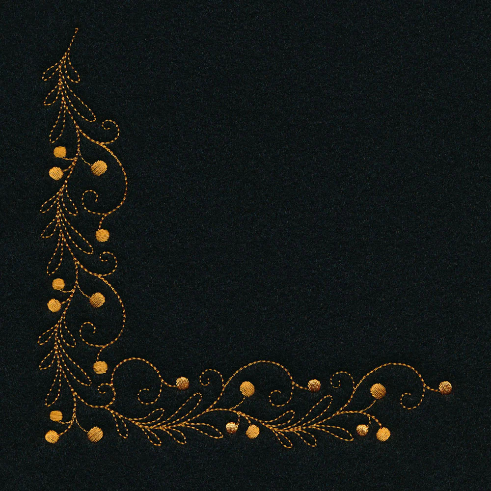 Delicate Holiday Corner - Berries