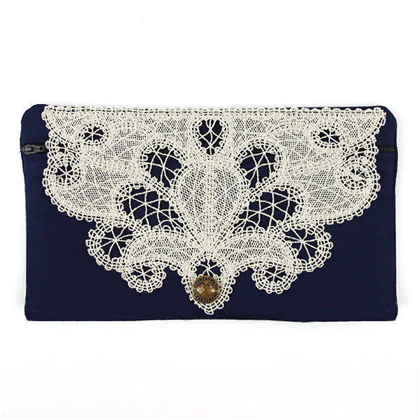 Elegant Lacy Lined Zipper Pouch (In-the-Hoop) - Image 11