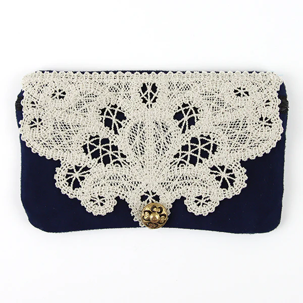 Elegant Lacy Lined Zipper Pouch (In-the-Hoop) - Image 7