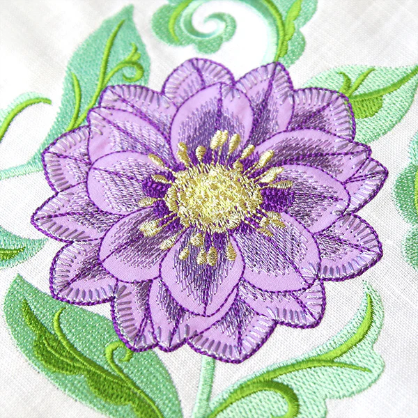 Fancy Hellebore (Heirloom Applique) - Image 2