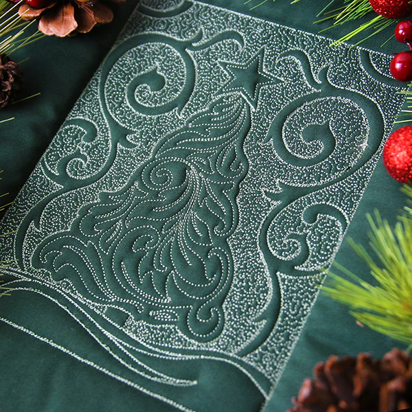 Filigree Christmas Tree (Trapunto) - Image 2