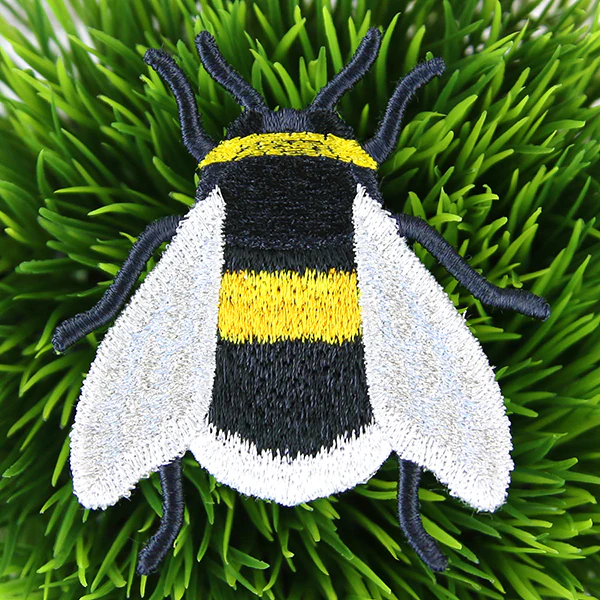 Free-Flying Bee (In-the-Hoop) - Image 3