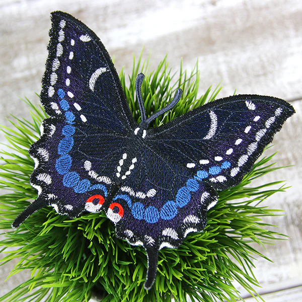 Free-Flying Black Swallowtail Butterfly (In-the-Hoop) - Image 7