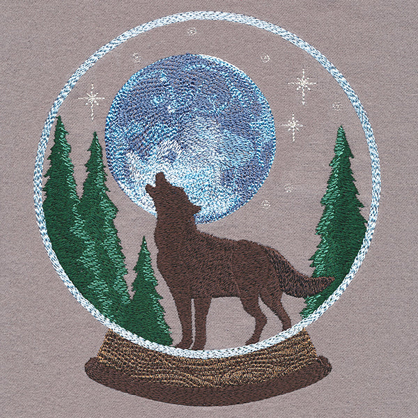 Howling Wolf Snowglobe - Image 4