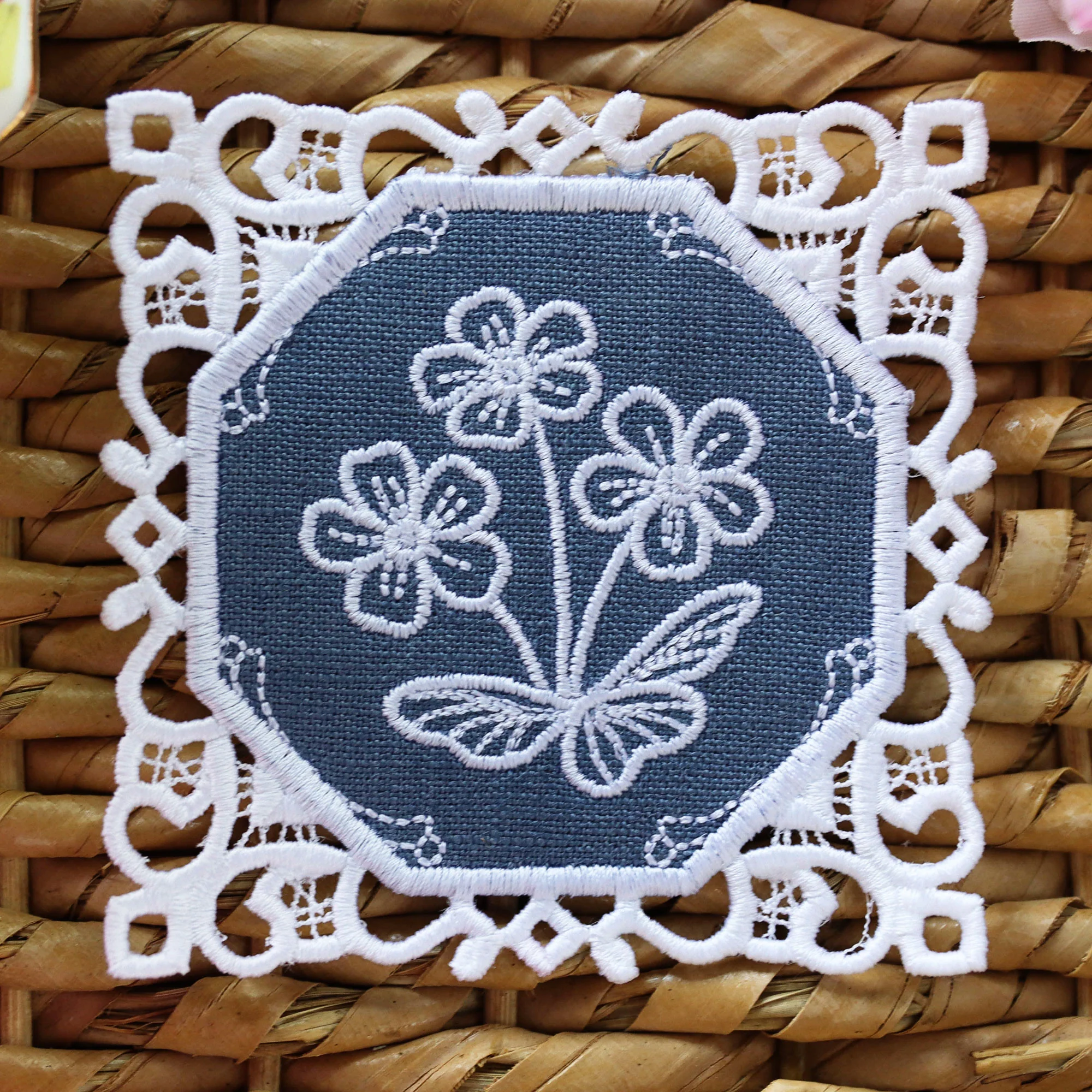 Lace Edge Coaster - Flowers (In-the-Hoop) - Image 3